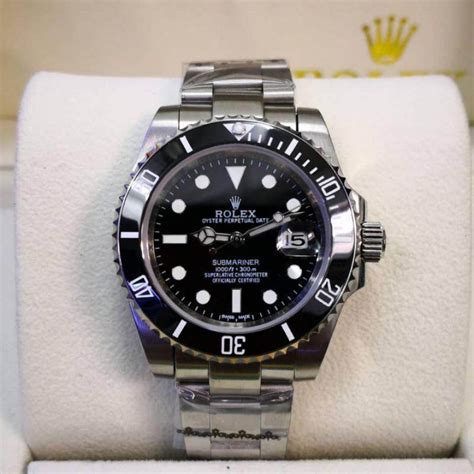 submariner glow in the dark